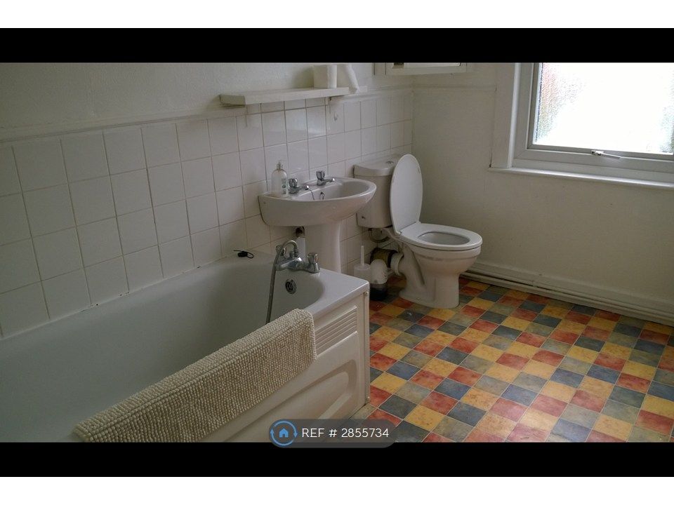 Property photo 3 of 15 Upstairs Bathroom