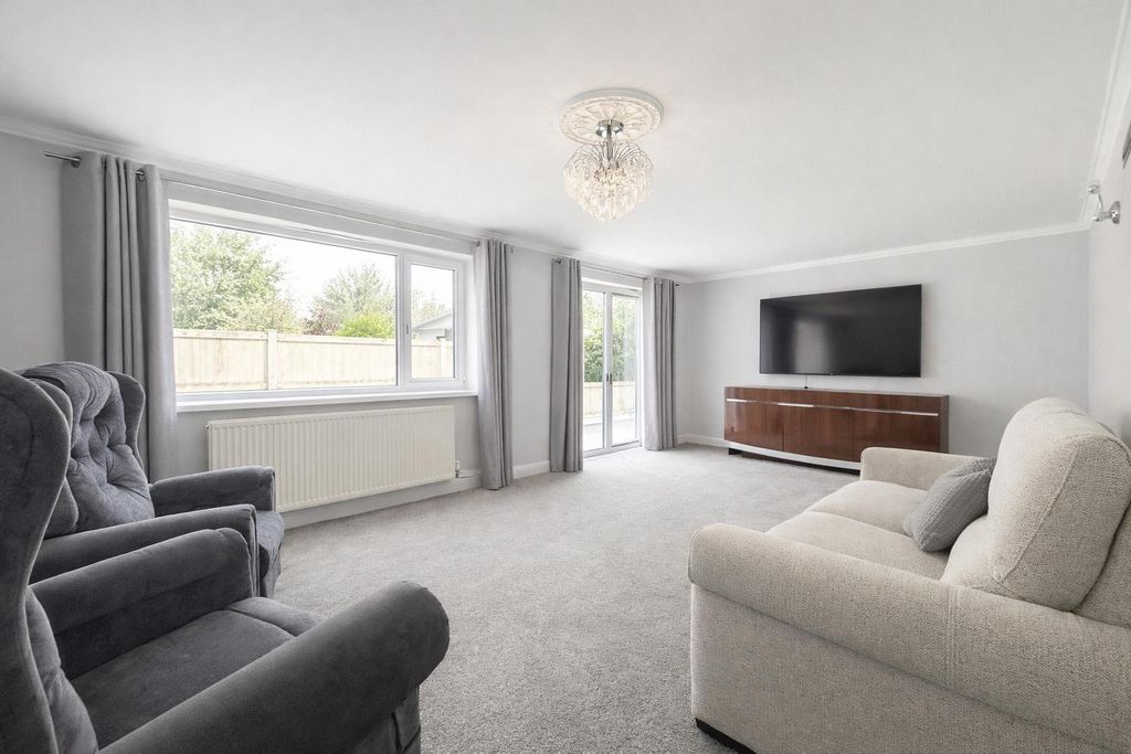 Property photo 2 of 22 7Bb6540E-3d78-4Fbc-A5Cb-Fc8B8Bc3291c.Png