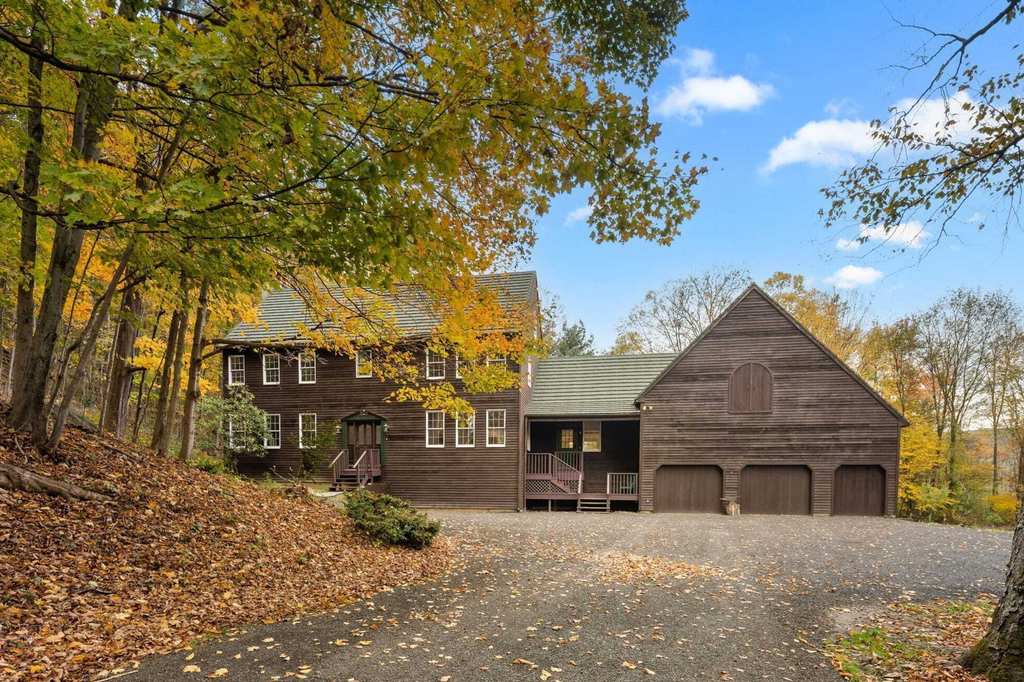Property photo 1 of 1
