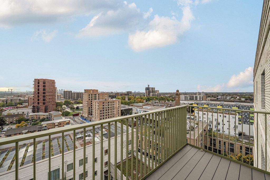 Property photo 3 of 14 Picture No. 02