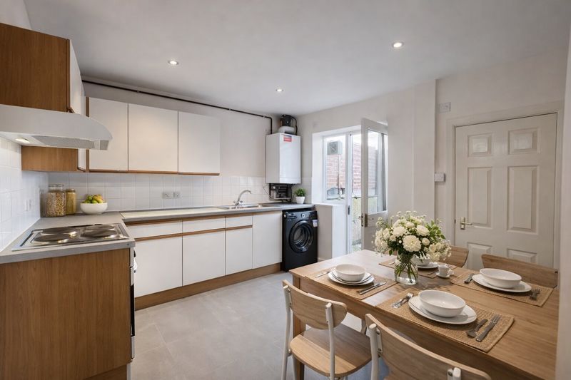 Property photo 2 of 6 Photo 15