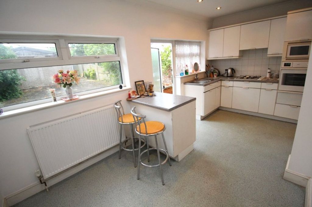 Property photo 3 of 10 Picture No. 06