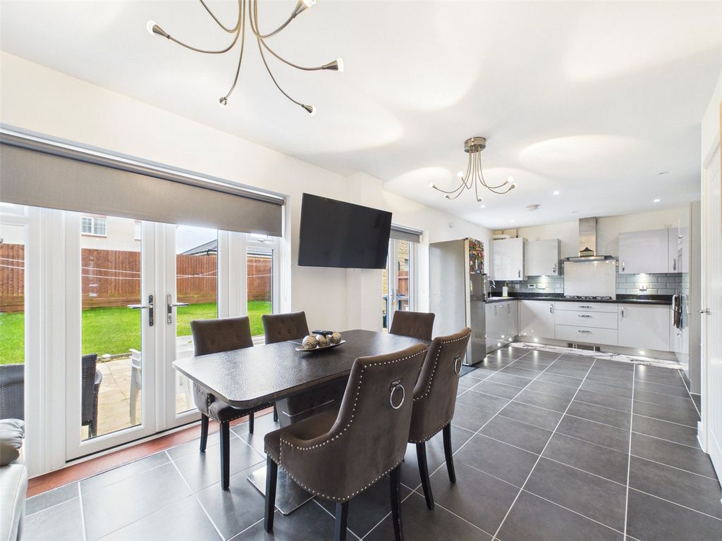 Property photo 2 of 22 Picture No. 07