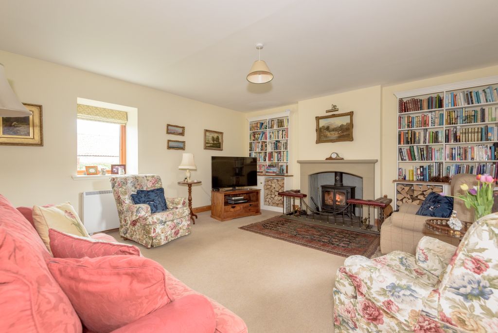 Property photo 2 of 17 Property Image 2