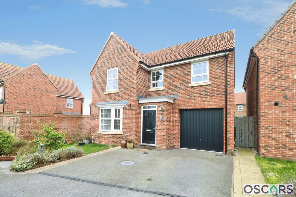 Property photo 3 of 27 Photo 32