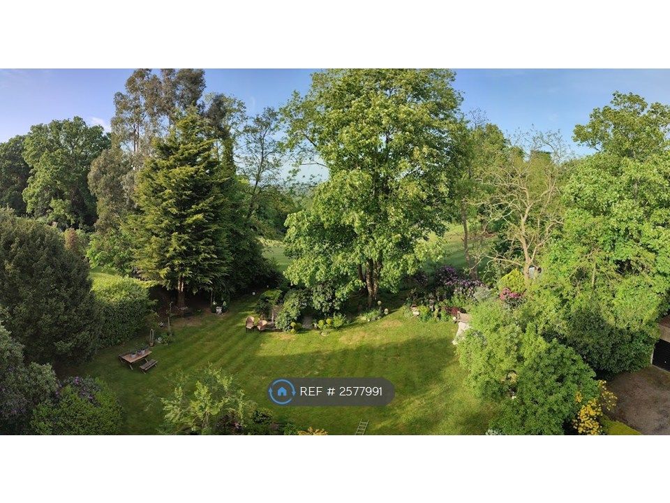 Property photo 2 of 4 Garden With View Over Runnymede