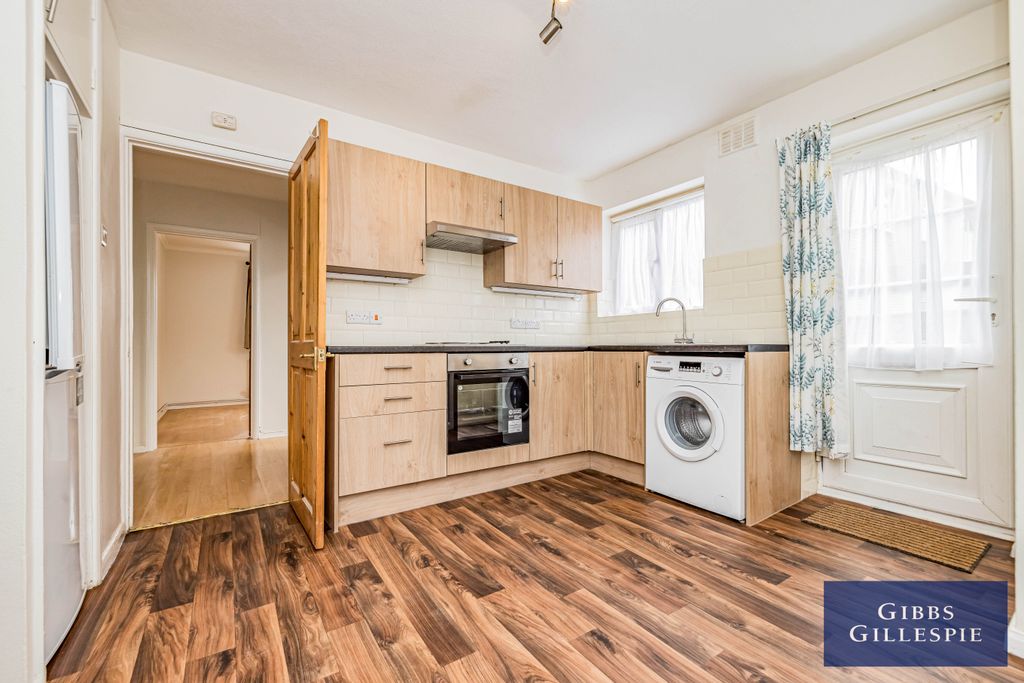 Property photo 3 of 10 34Ad15E0-083A-Ed11-9