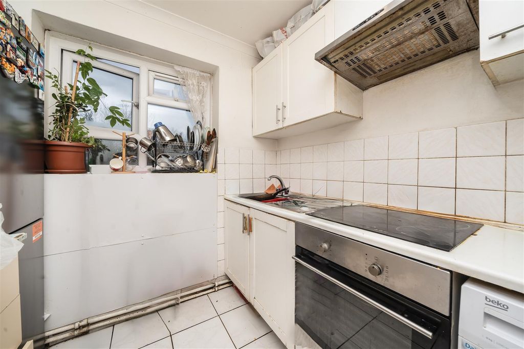 Property photo 3 of 9 Dsc04473.Jpg