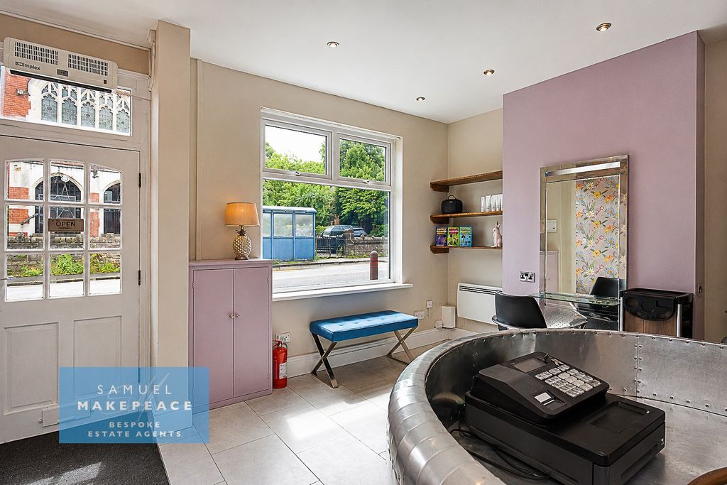 Property photo 3 of 12 Gallery