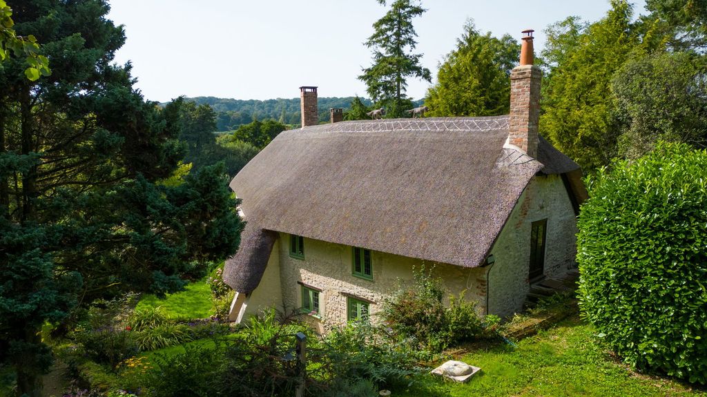 Property photo 1 of 57