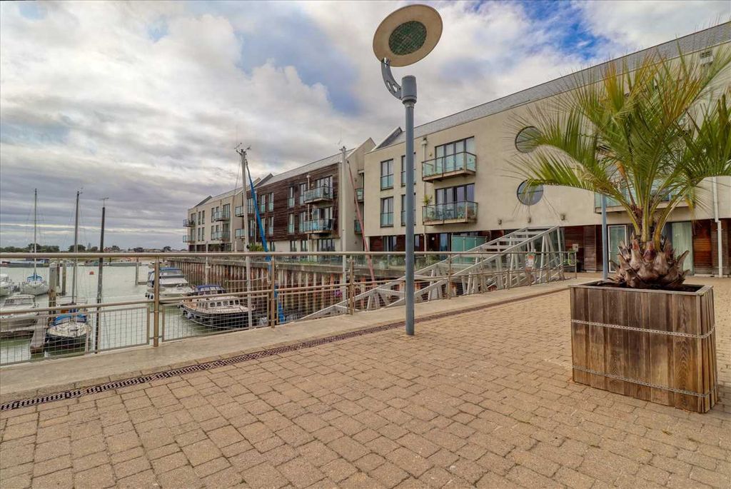 Property photo 1 of 14 Main Picture