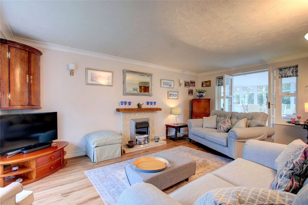 Property photo 2 of 41 Picture No. 29