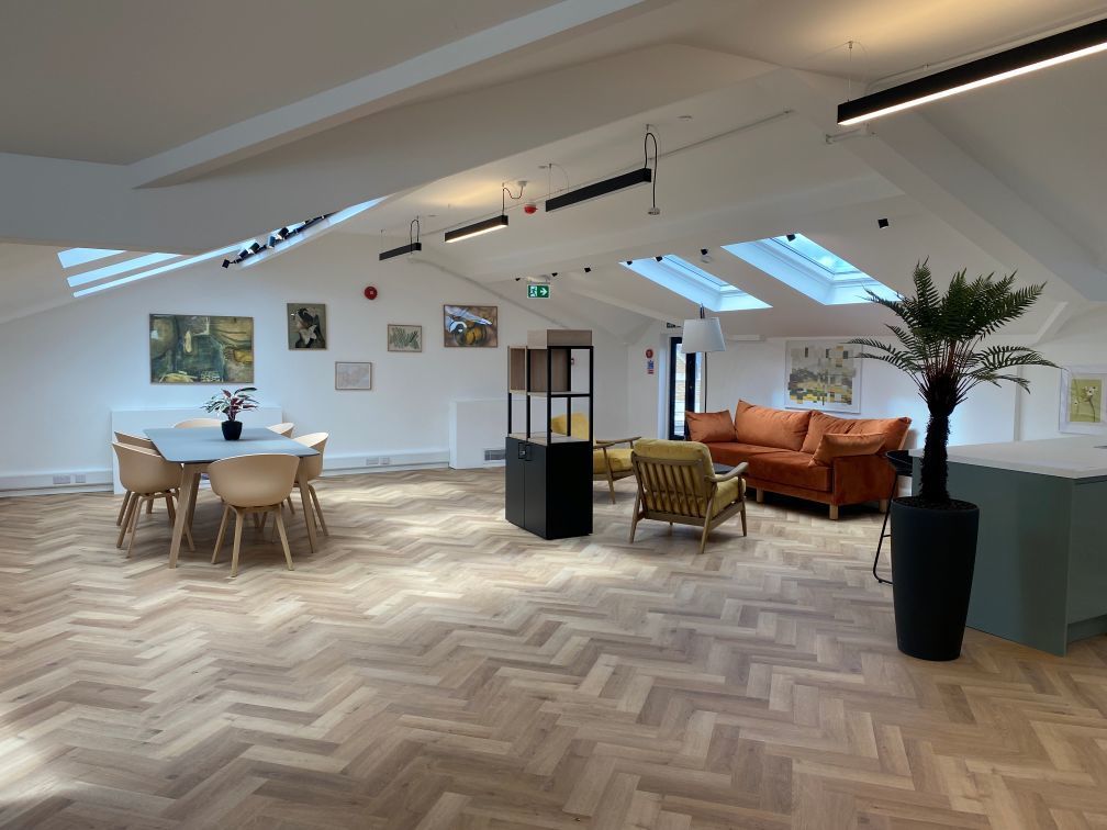 Property photo 2 of 7 Photo 4