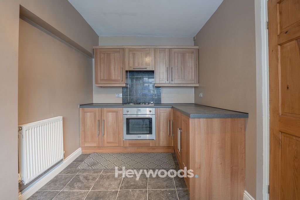 Property photo 2 of 26