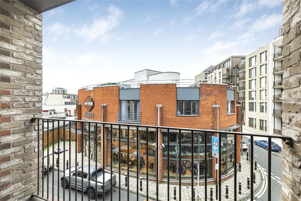 Property photo 2 of 10 Picture No. 12