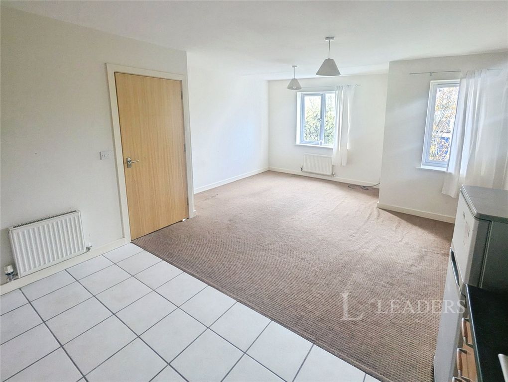 Property photo 2 of 9 Picture No. 31