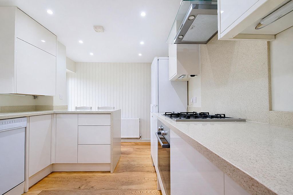 Property photo 2 of 17 Chatgpt Image Mar 3, 2026, 11_08_43 Am.Png