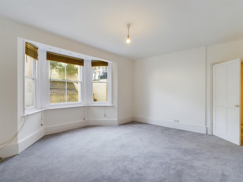 Property photo 2 of 7 Cam02534G0-Pr0184-Still002.Jpg