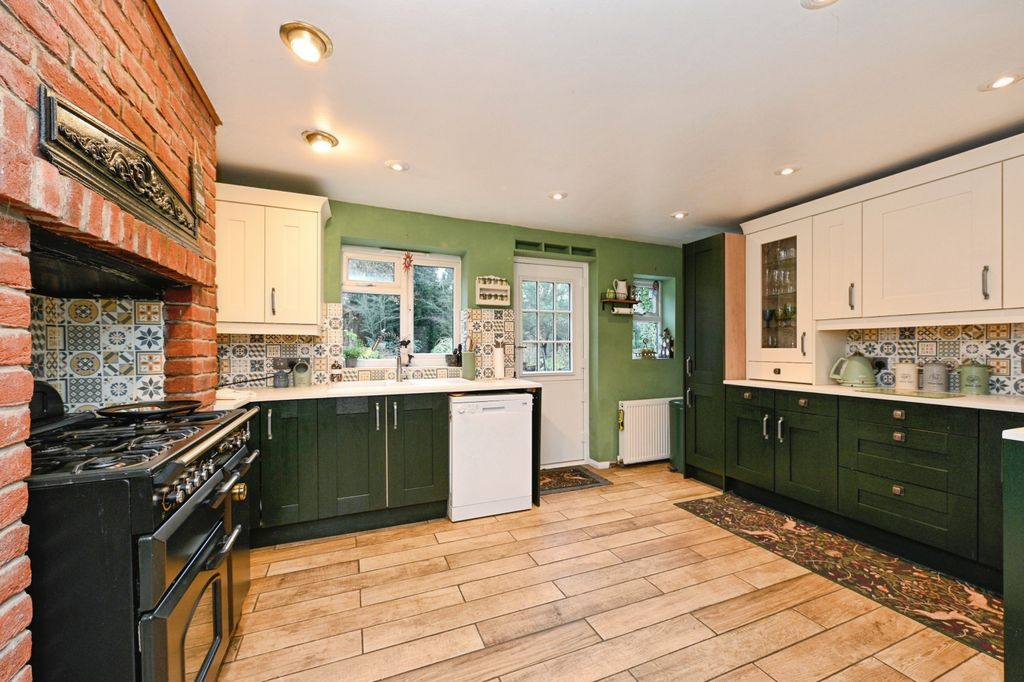 Property photo 3 of 20 35015
