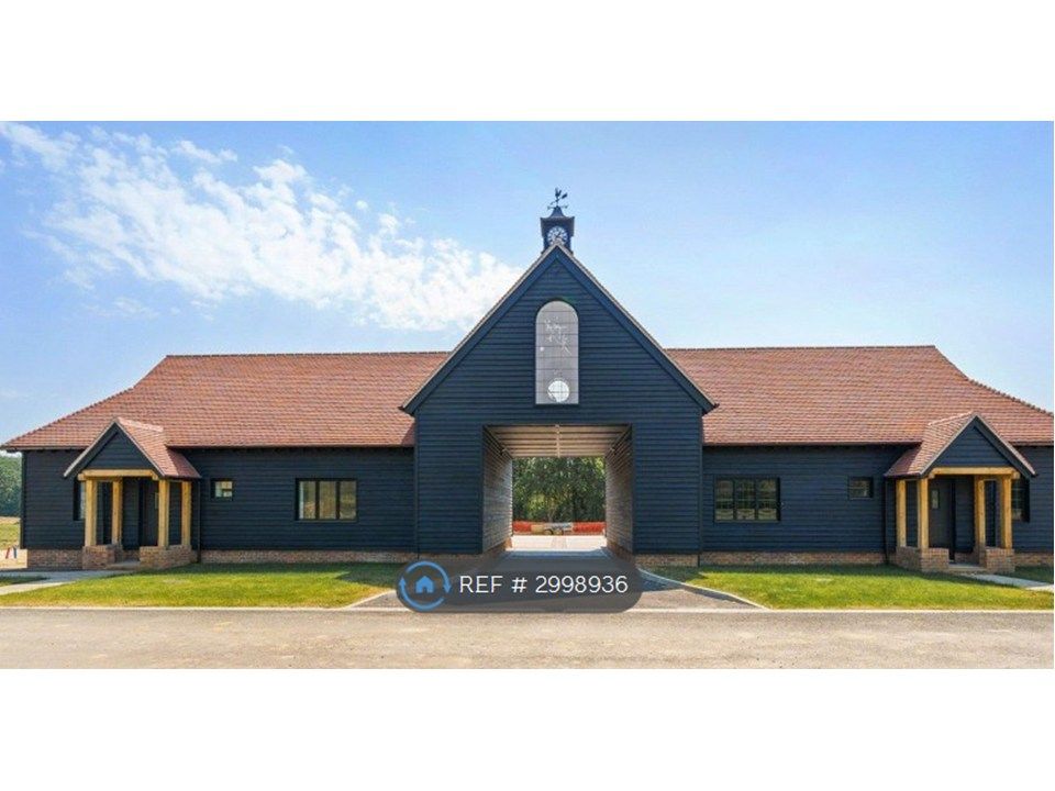 Property photo 1 of 13 East Clocktower