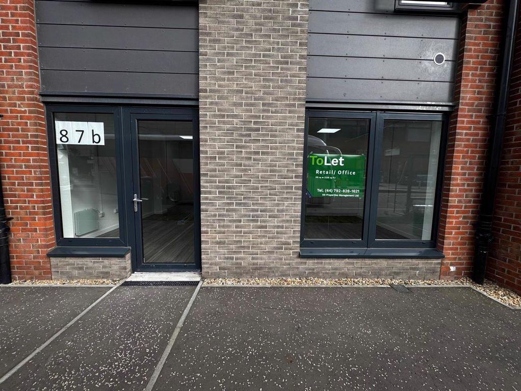 Property photo 1 of 3