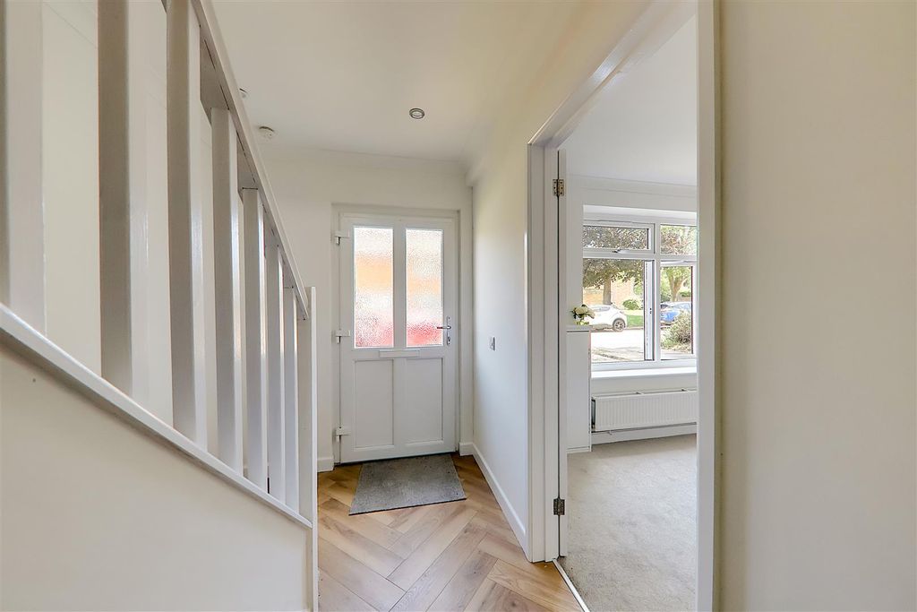 Property photo 2 of 16 2