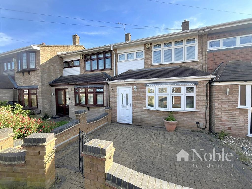 Property photo 1 of 9 External