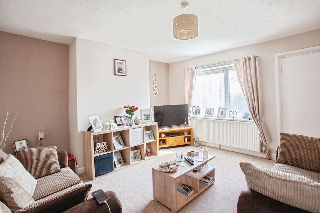Property photo 2 of 15 Pbox-Img.Jpg