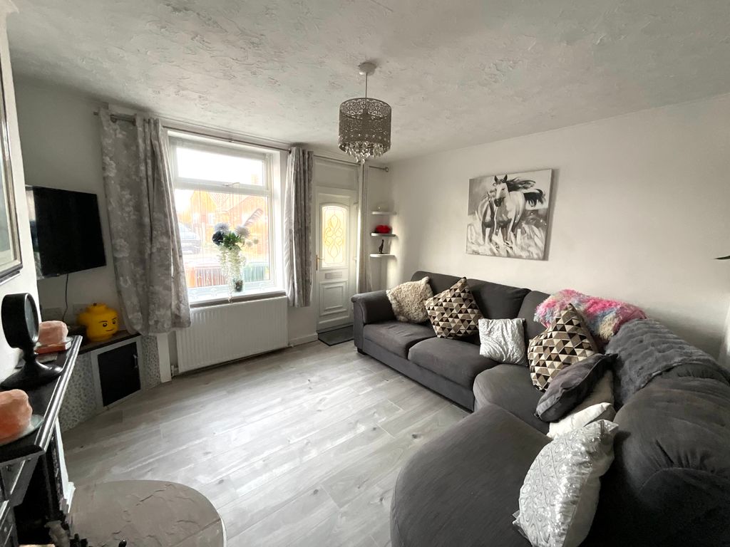 Property photo 2 of 13 Img_3260