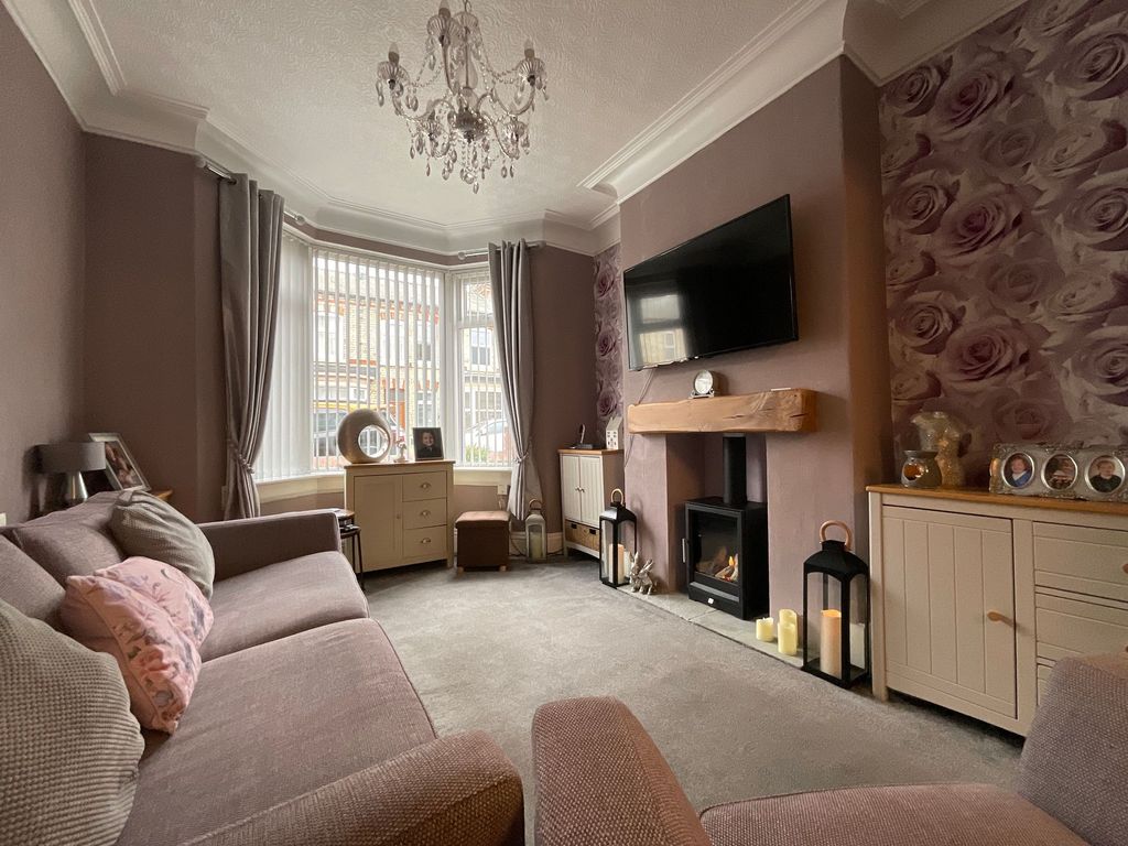 Property photo 2 of 22