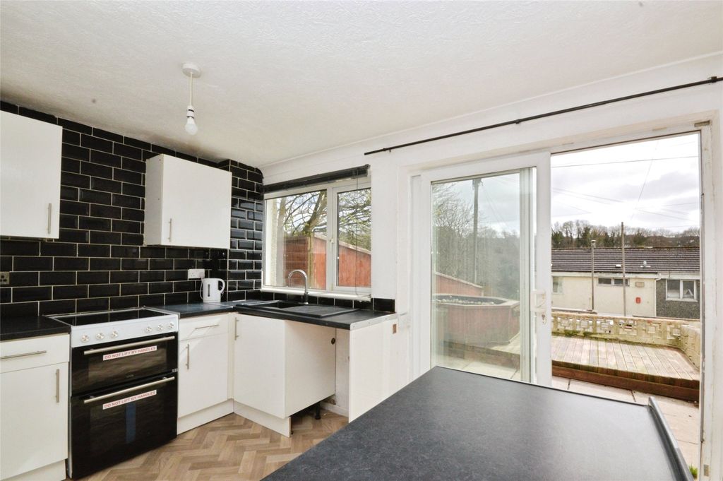 Property photo 2 of 12 Picture No. 02