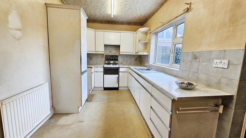 Property photo 3 of 12 20250924_134658.Jpg