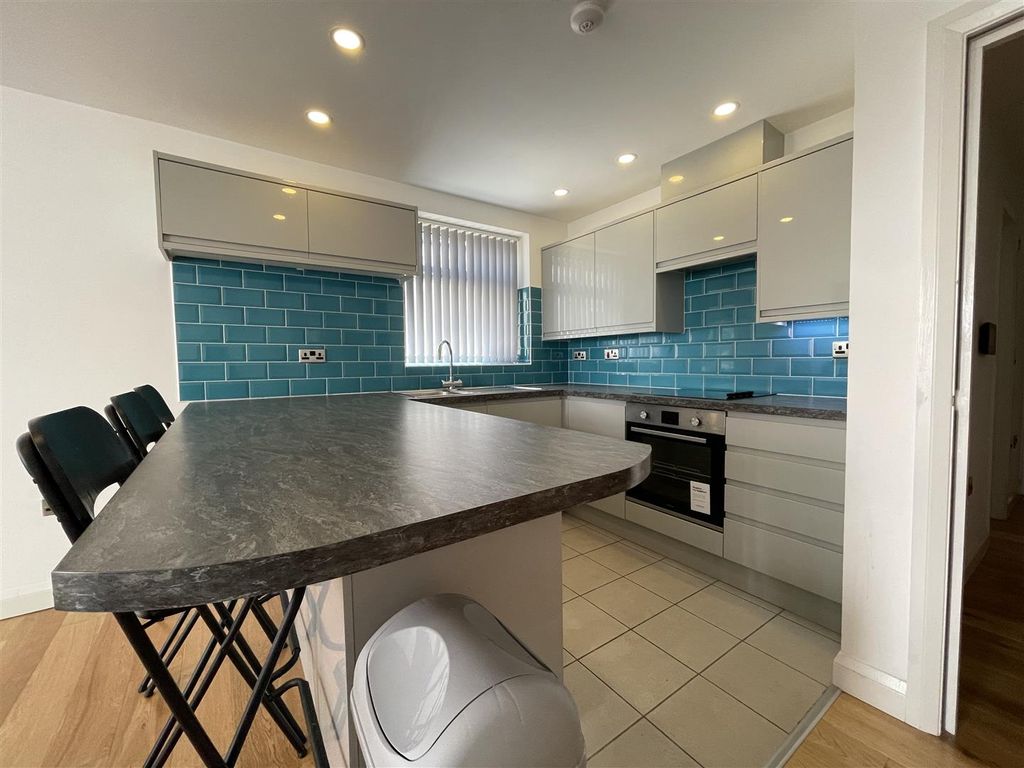 Property photo 1 of 9 Img_5082.Jpg