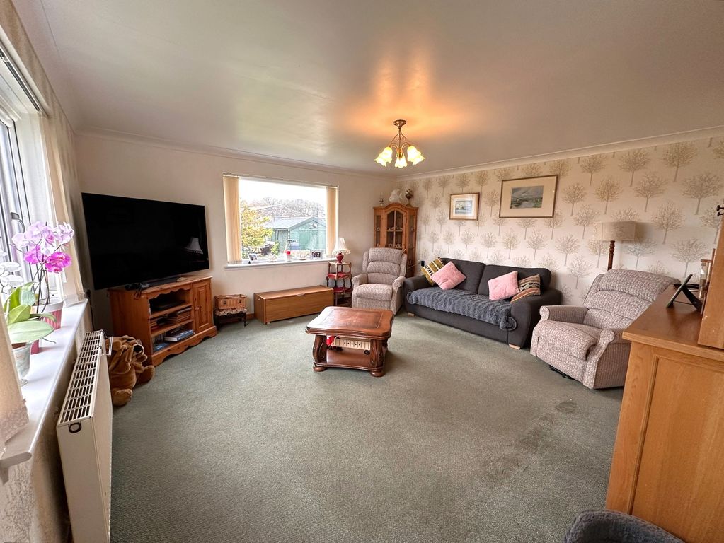 Additional image 6 of 3 bed semi-detached house for salePortsoy AB45