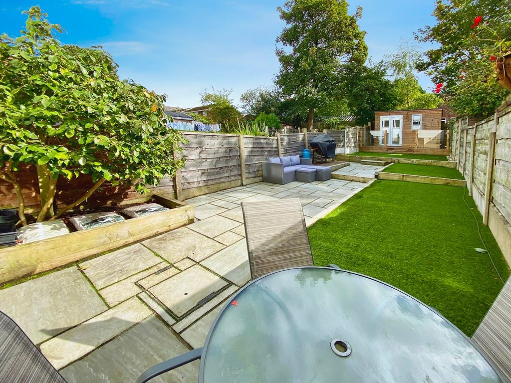 Property photo 2 of 23 Picture 2