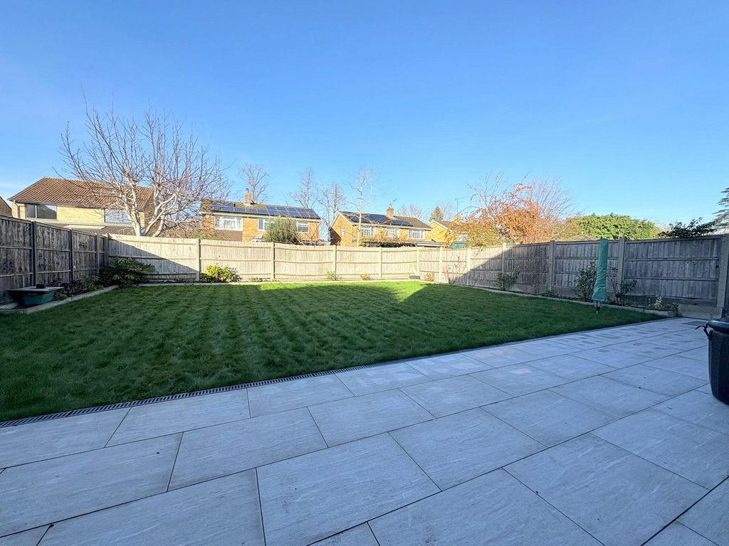 Property photo 3 of 16