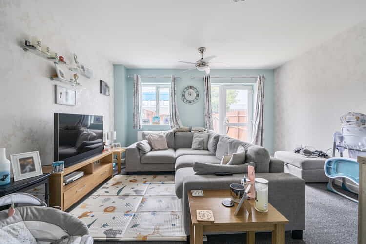 Property photo 1 of 20