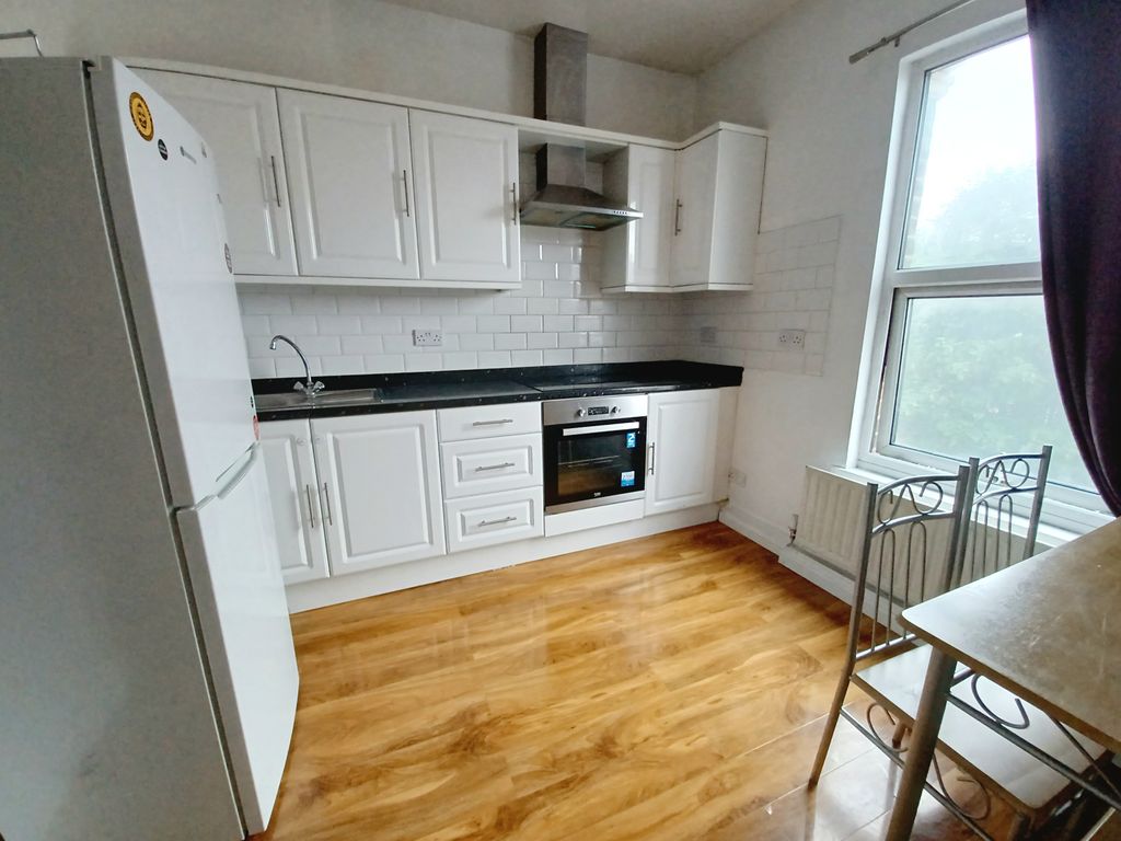 Property photo 1 of 4