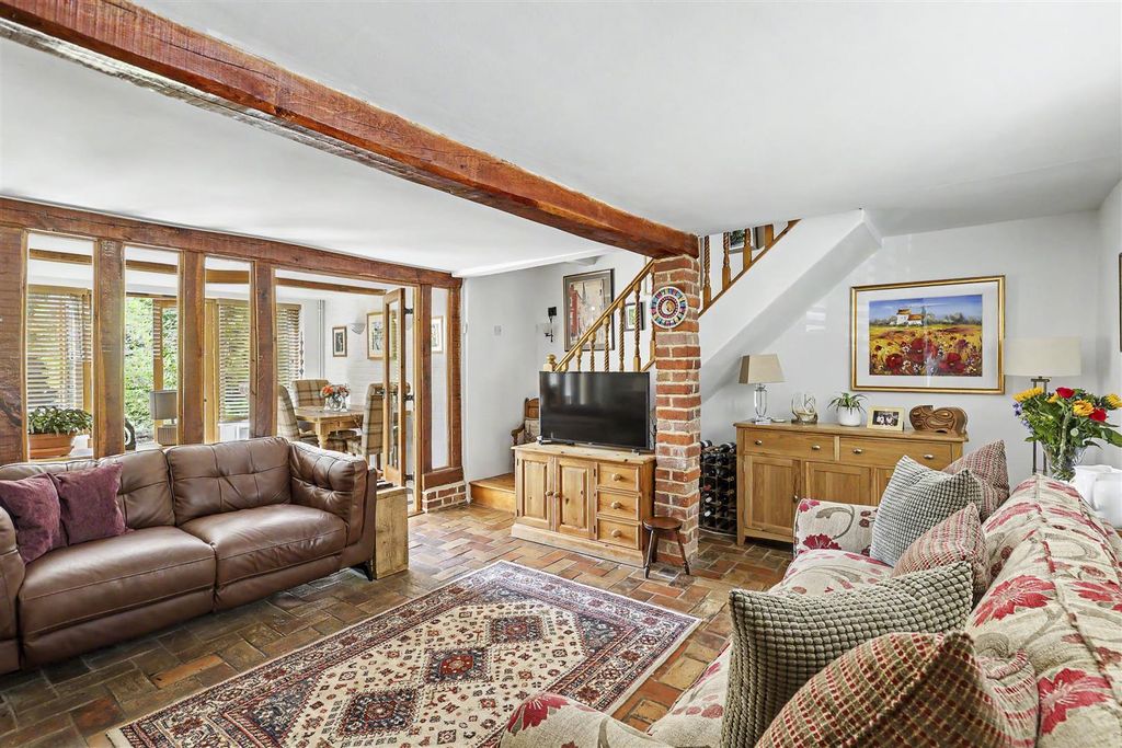 Property photo 3 of 24 High St Linton_23.Jpg