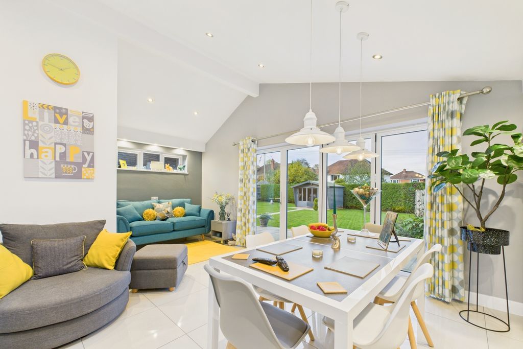 Property photo 2 of 22 Picture No. 11