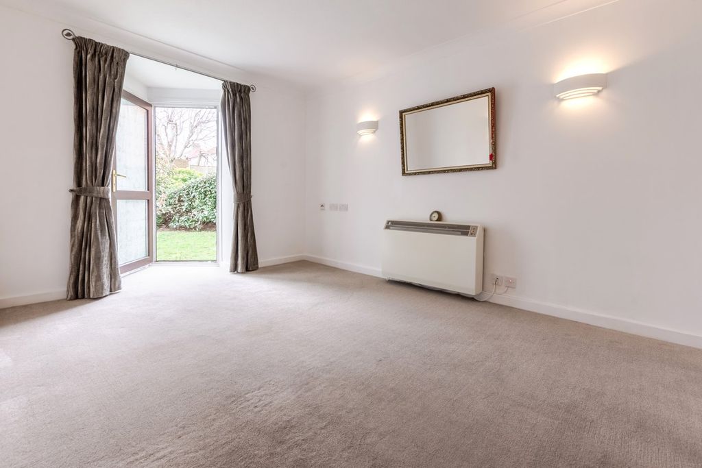 Property photo 3 of 15