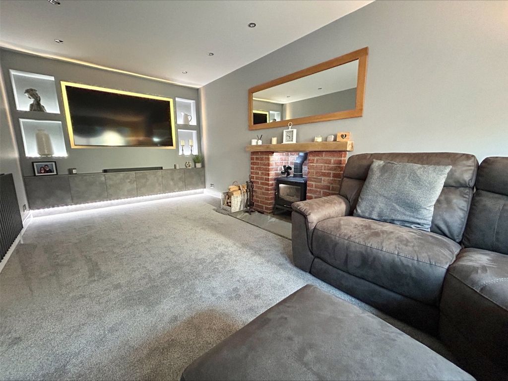 Property photo 3 of 27 Picture No. 26