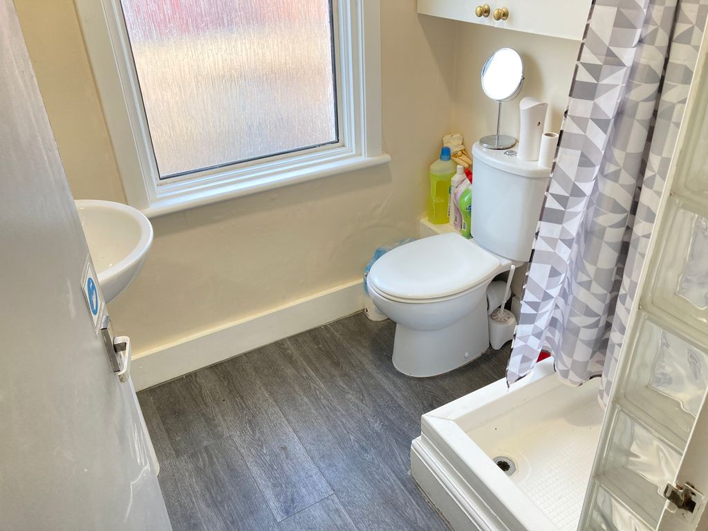 Property photo 2 of 4