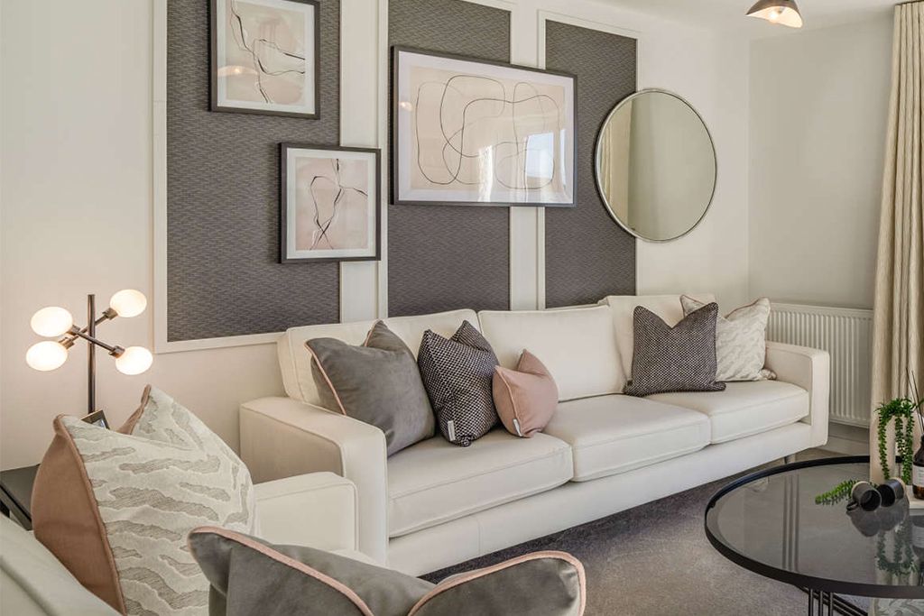 Property photo 2 of 9