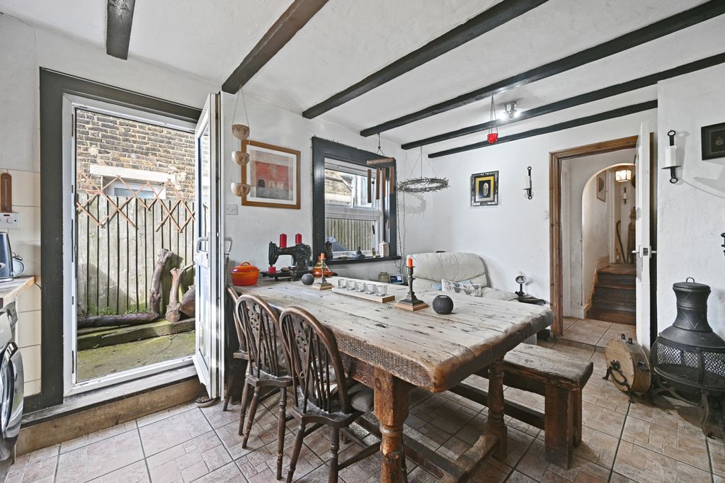 Property photo 3 of 13 Gallery