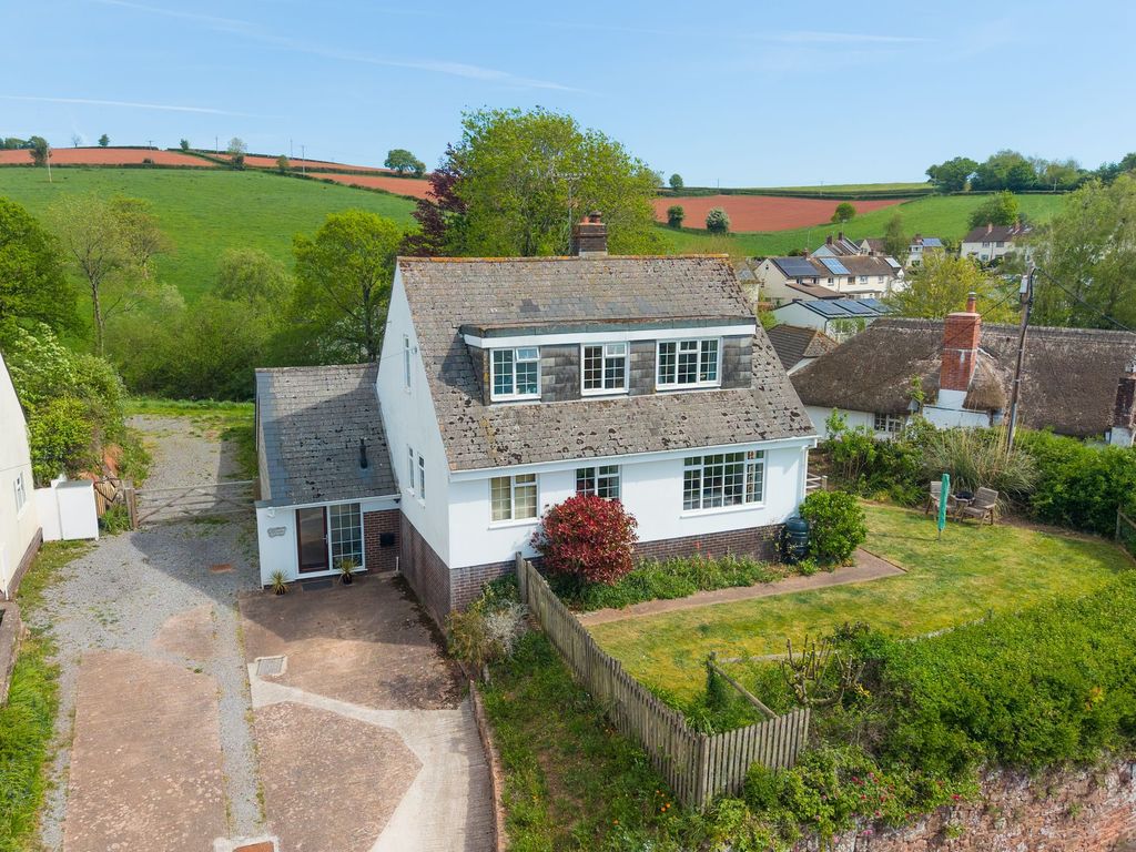 Property photo 1 of 30