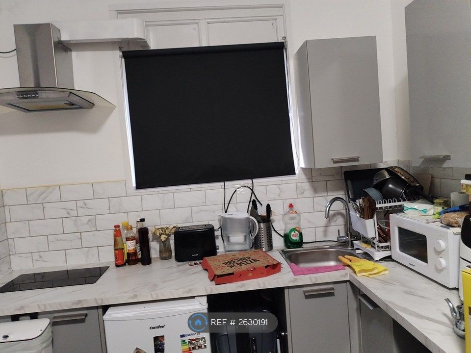 Property photo 2 of 7 Self Contained Double Flat