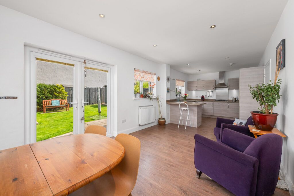 Property photo 3 of 30