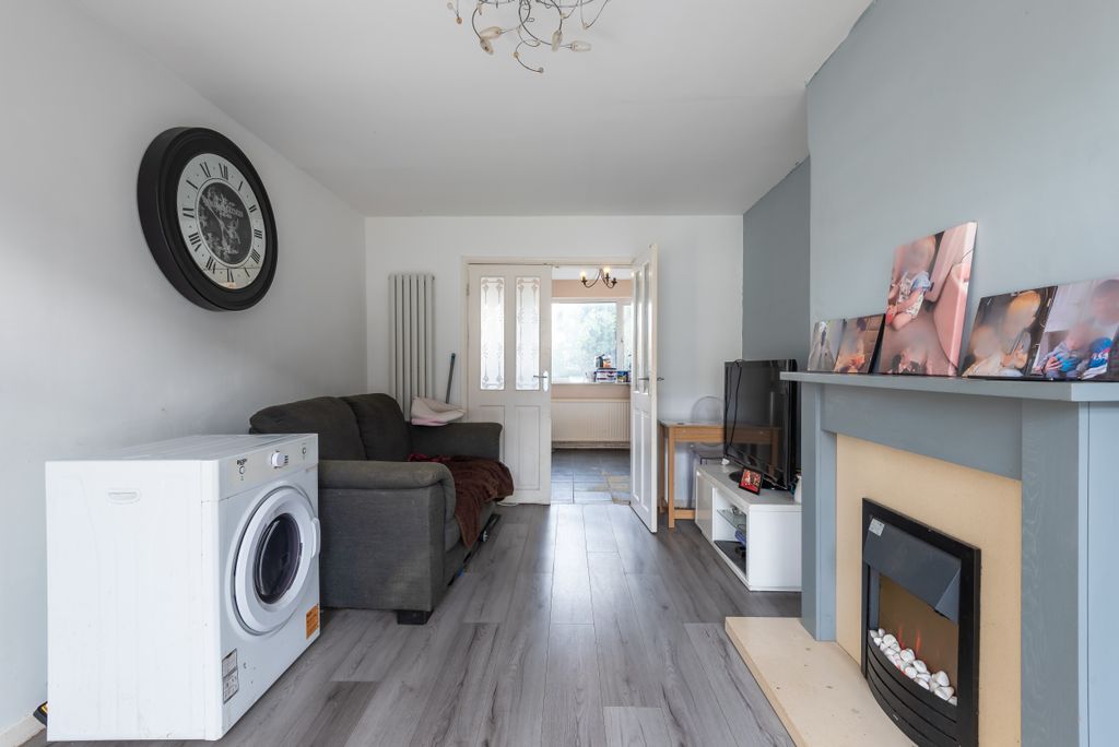 Property photo 3 of 15