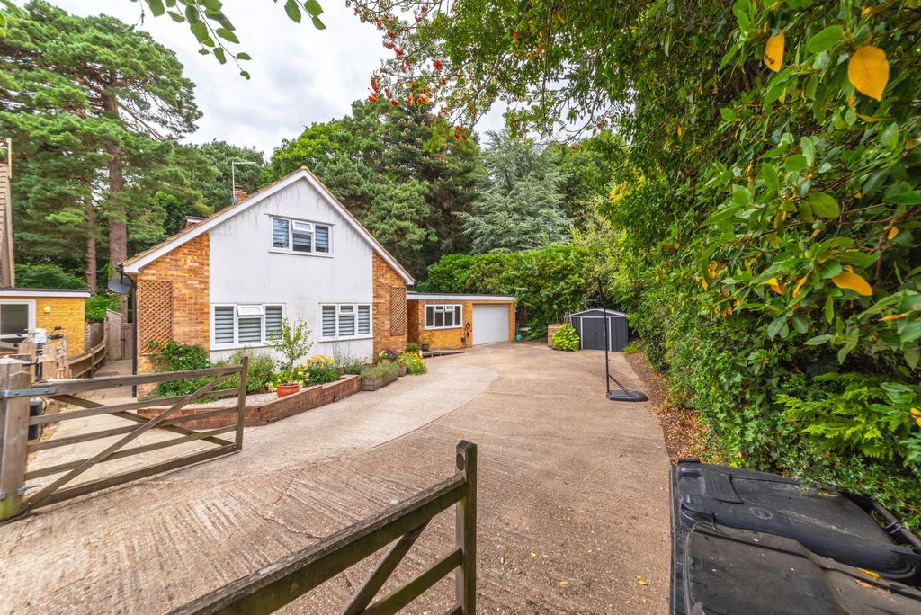 Property photo 1 of 35